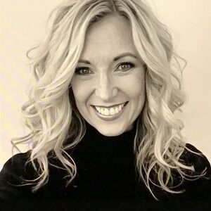 Meet your Posher, Annie